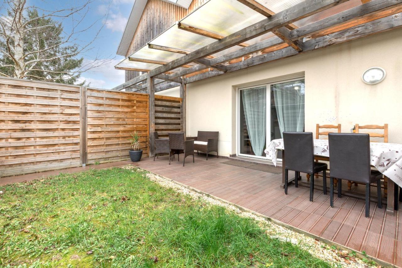 Le Duplex Chessy - 15Min From Disneyland - 2 Private Parkings - Garden - Kingsize & Queensize Bed - Supermarket Behind The House Exterior photo